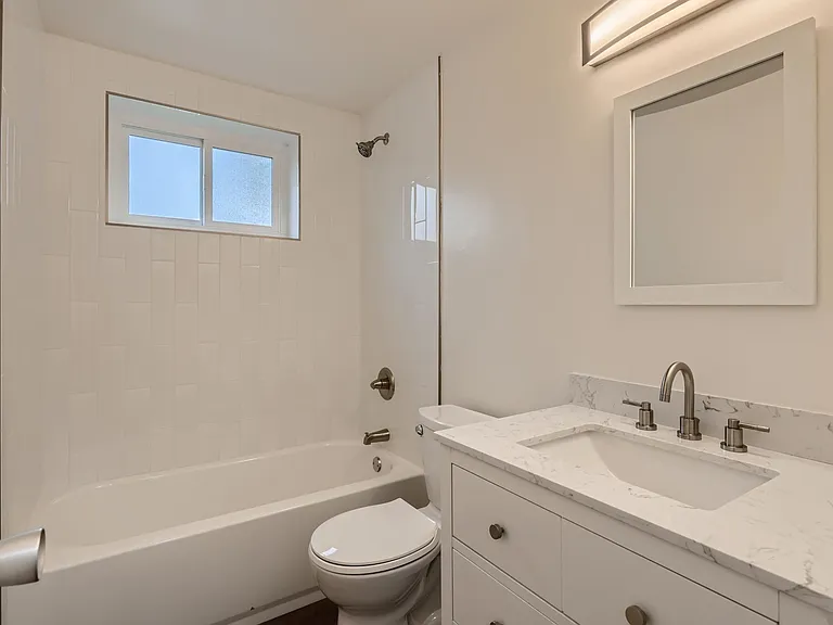 2483 S Vine St #303 — Photo 8