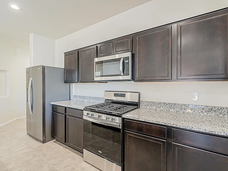 30738 W Columbus Ave — Photo 11