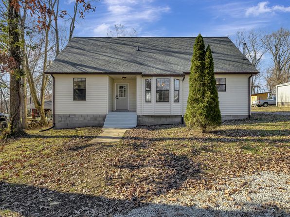 893 Circle Dr #101