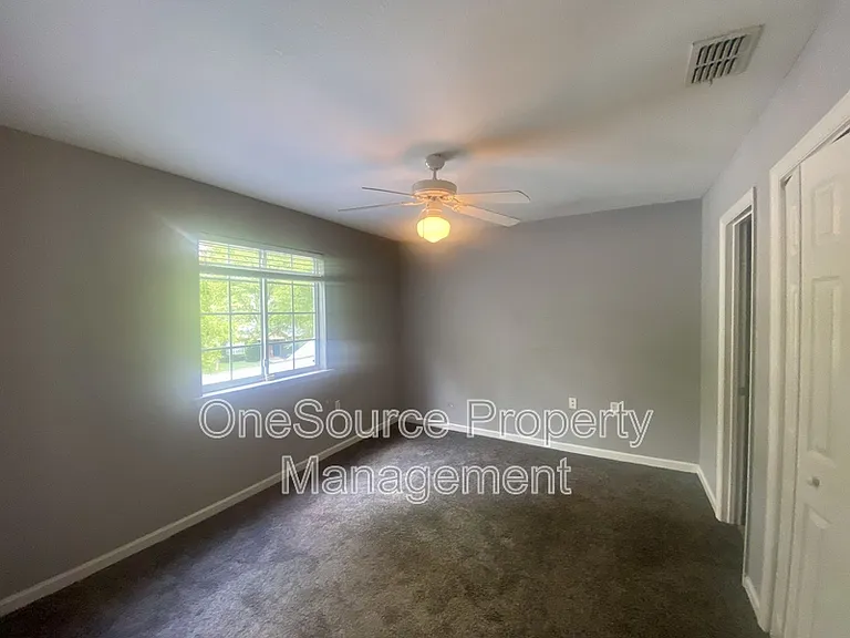 2738 W Tharpe St #1503 — Photo 8