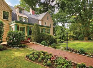 44 Circuit Rd, Brookline, MA 02467