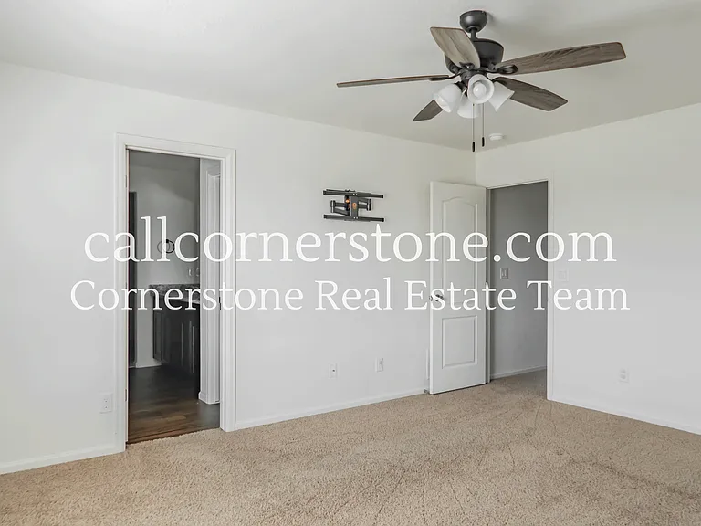 10011 Seawolf Dr — Photo 15