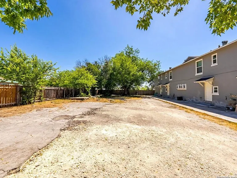 245 Deerwood Dr #245 — Photo 4