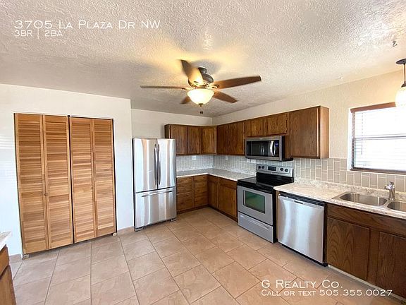 5th image of 3705 La Plaza Dr NW