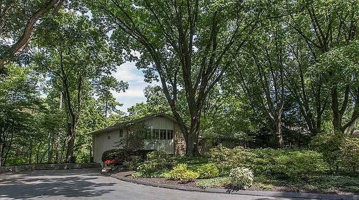 1st image of 330 Medick Way