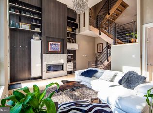 1341 Bainbridge St, Philadelphia, PA 19147
