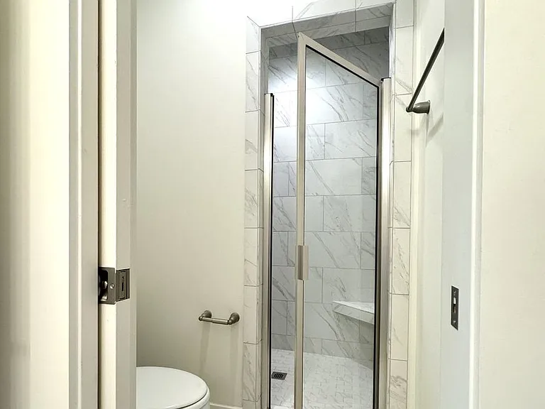 1108 Runningvine Ln — Photo 7