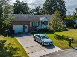 4 Seminole Dr, Little Egg Harbor, NJ 08087