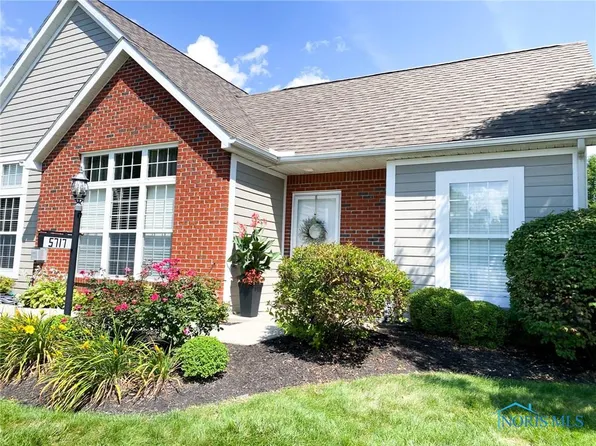 5717 Crossbrooke Ln #5717, Waterville, OH 43566