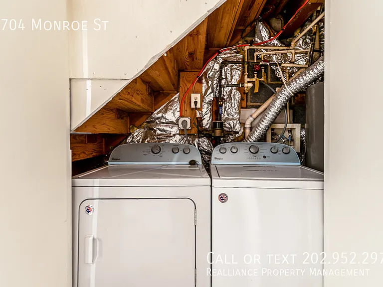5704 Monroe St — Photo 3