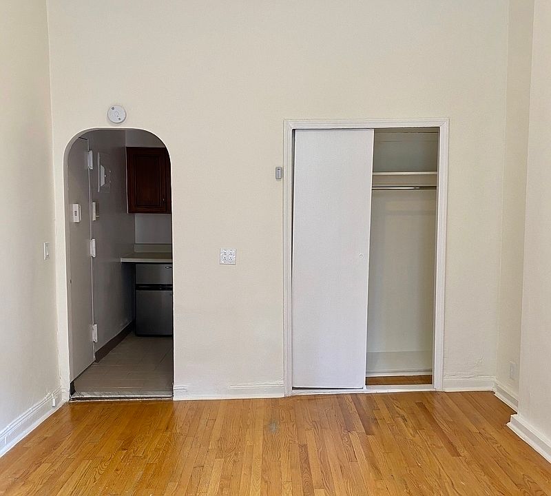 2nd image of 108 W 81st St #4F