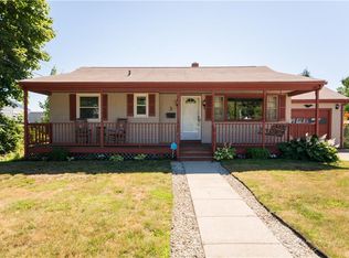 3 Casey Dr, Middletown, RI 02842