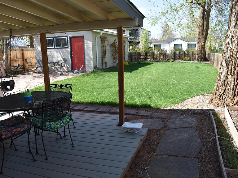 Garage, Deck, & Yard