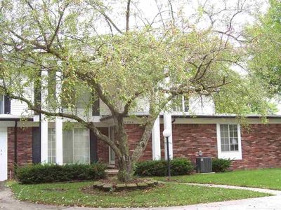 32356 Barclay Sq UNIT 49, Warren, MI, 48093