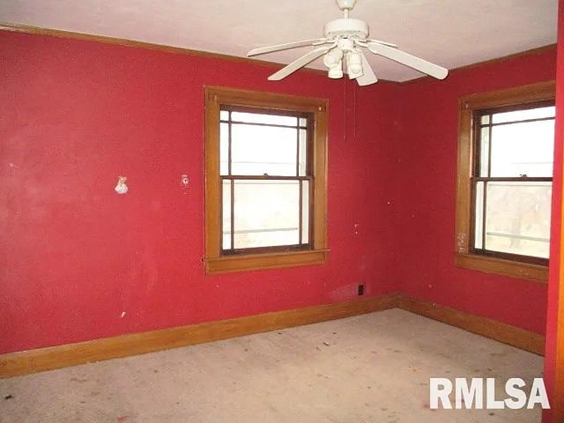 Thumbnail 12