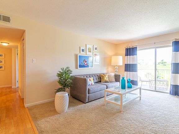 2nd image of 1438 Willow Brook Cv APT 10
