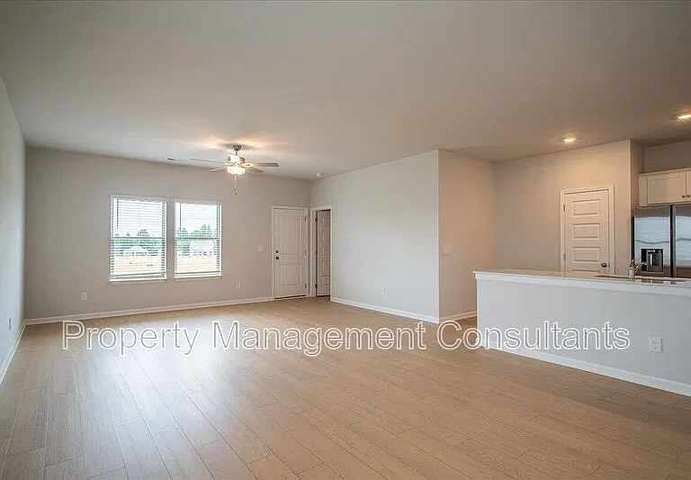 22772 Dashwood Ln — Photo 16