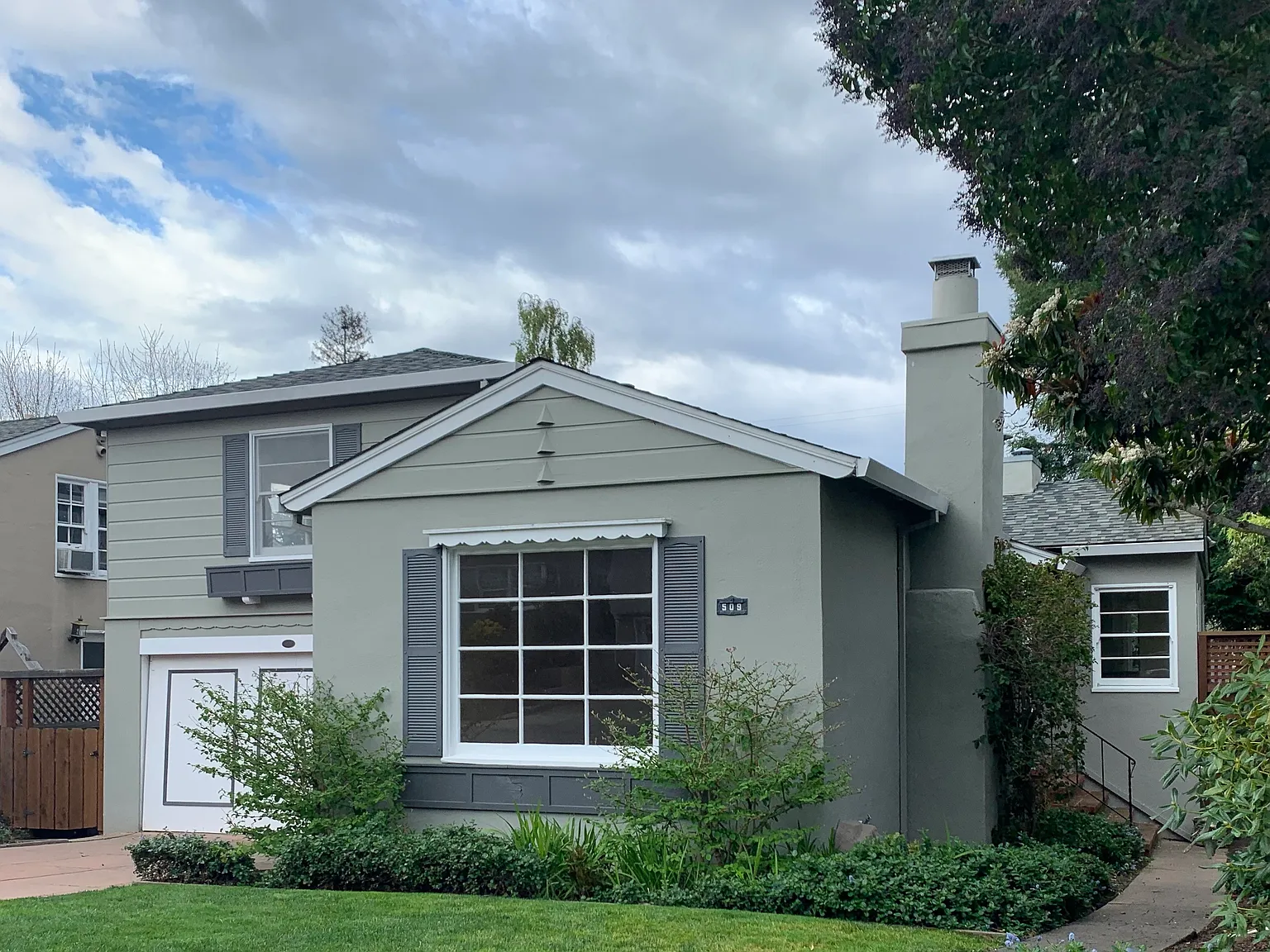 3 bed, 2030 sqft, $7,600 — Photo 1