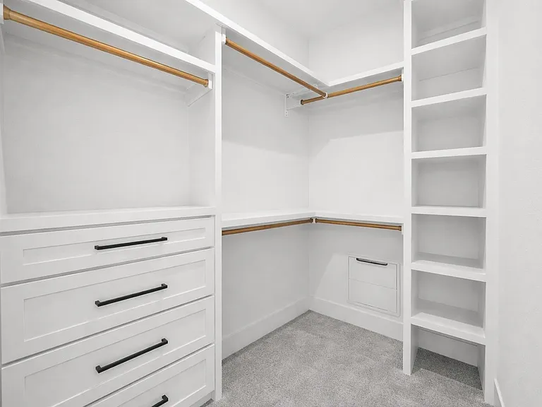 3513 Omega St — Photo 14