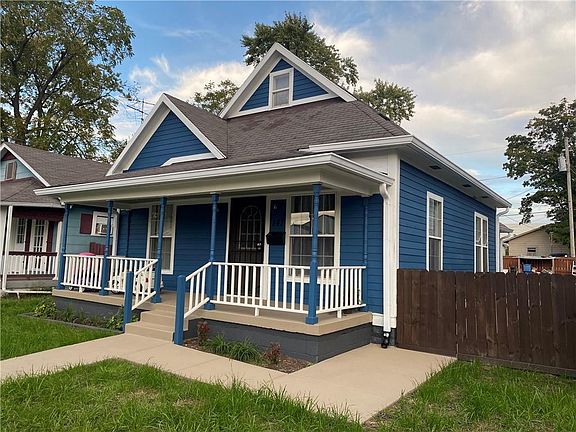 3rd image of 147 Villa Ave