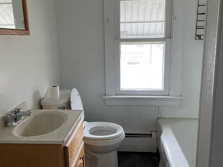 19 Pond Hill Rd #21 — Photo 5