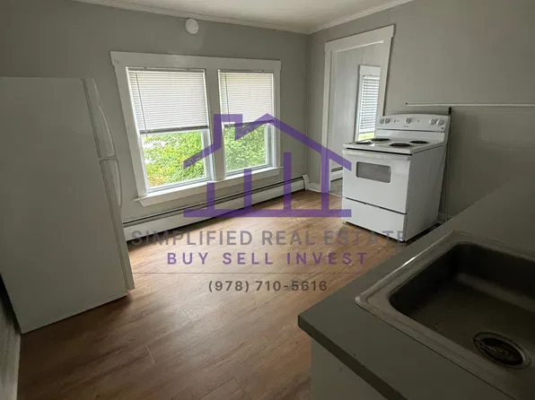 2 Towle St, Lewiston, ME