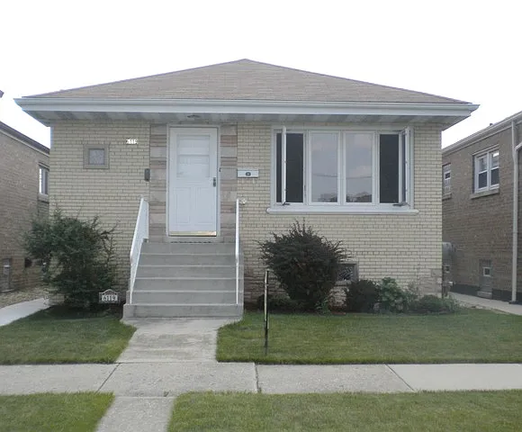 6119 W 63rd Pl photo 1