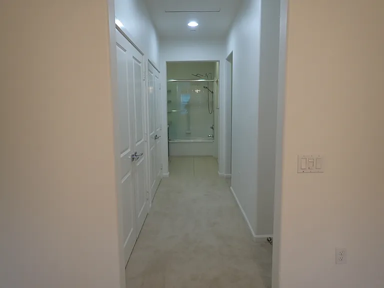 1112 El Paseo — Photo 9