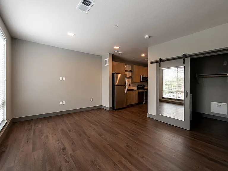 APARTMENTS AT MADDIE — Photo 27