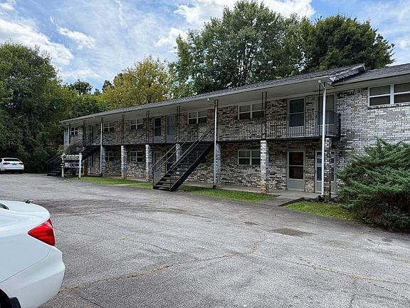 2nd image of 3216 Garden Dr #3216G-03