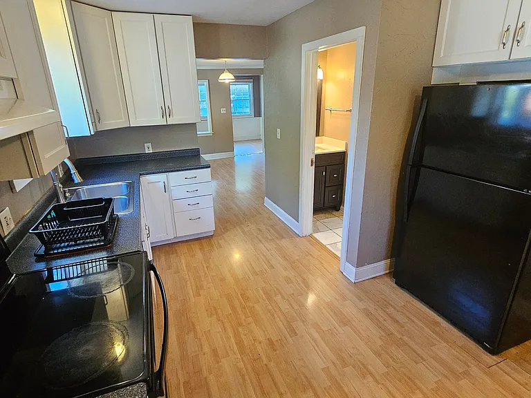 35 Jackson St #1 — Photo 31
