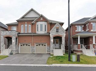 504 Downes Jackson Hts, Milton, ON L9T 8V7