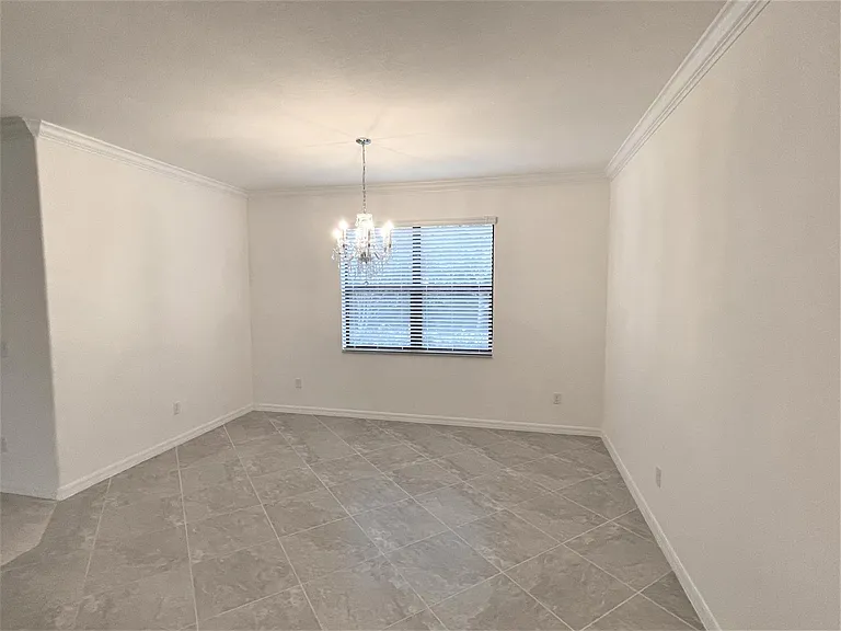 9353 Glenforest Dr — Photo 6