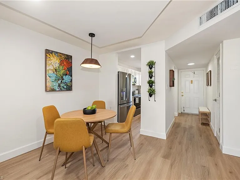 501 Forest Lakes Blvd #111 — Photo 9