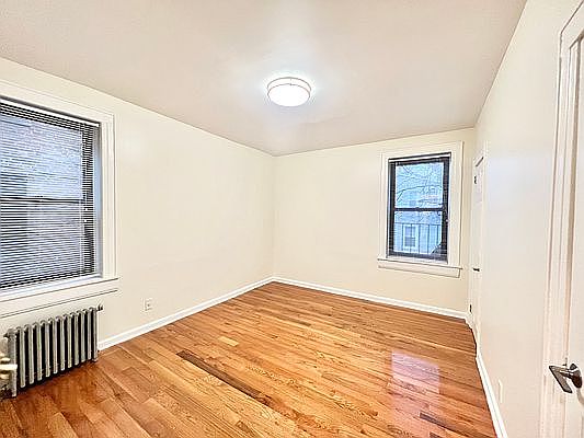 4th image of 40-15 79th St #3C