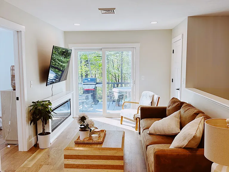 5 Andrews Way #B — Photo 7