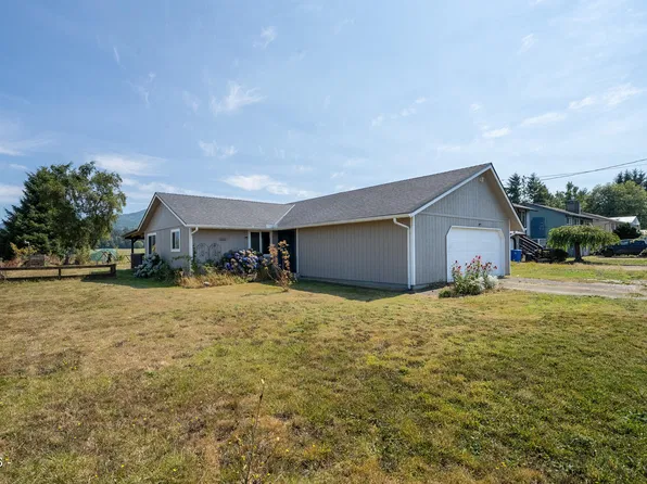 4175 Brickyard Rd, Tillamook, OR 97141