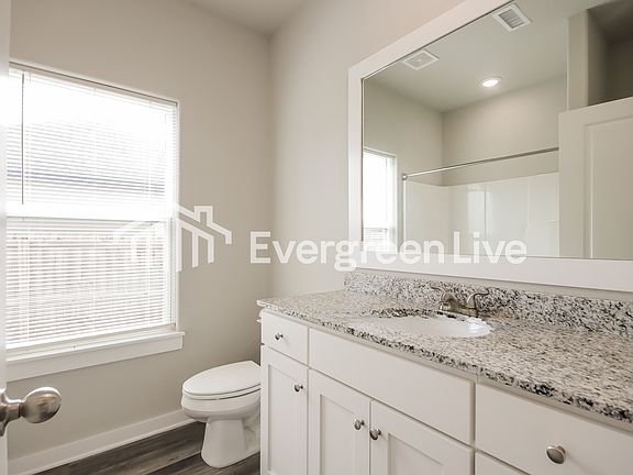 5th image of 460 N Tacoma St