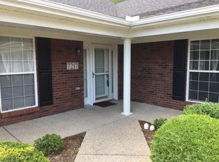 7217 Briscoe Vista Way, Louisville, KY 40228
