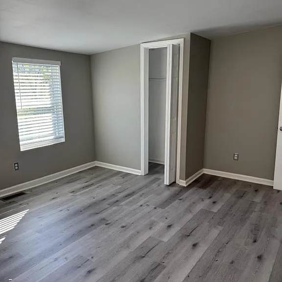 925 S Jackson St — Photo 26