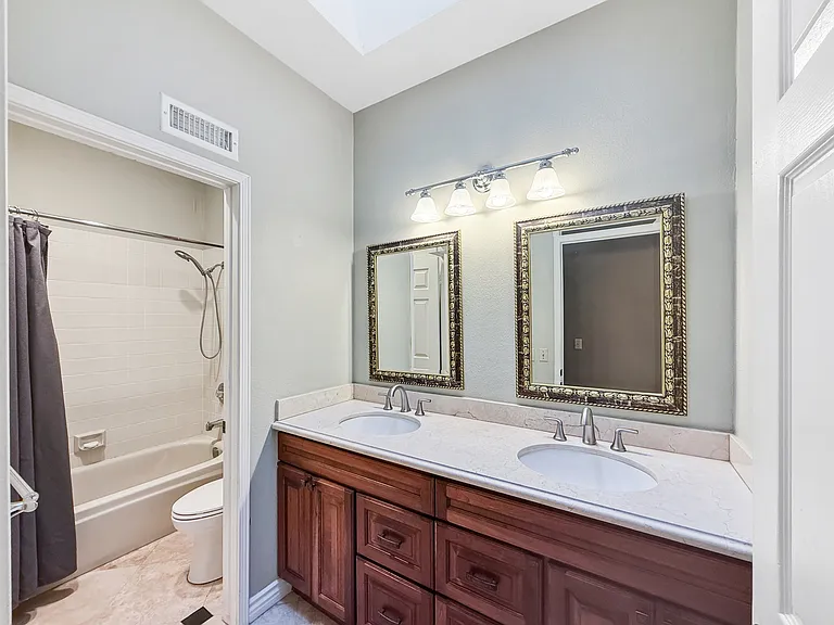 14212 Sandhill Rd — Photo 30