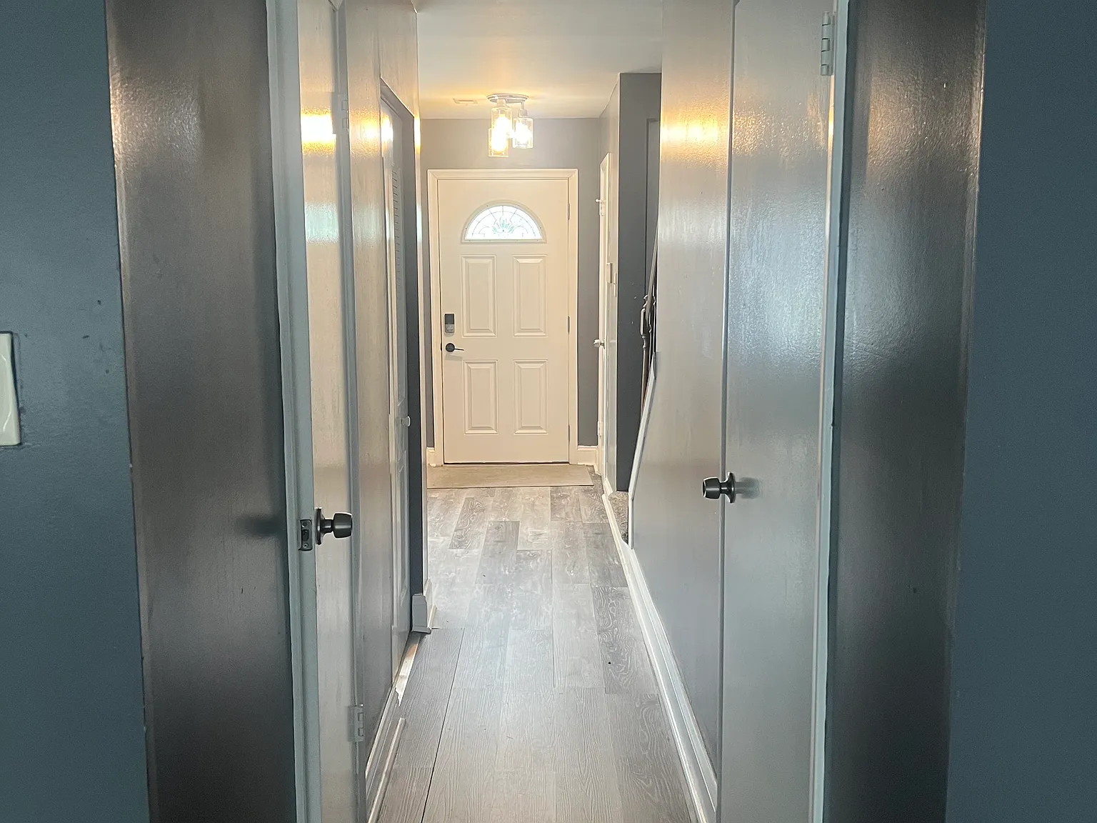 3 bed, 2.5 bath, 1236 sqft, $2,300 — Photo 2