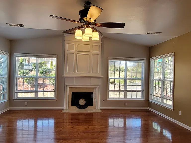 715 Pimlicon Pl — Photo 21