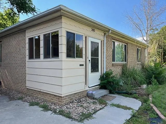 2015 S Emerson St — Photo 3
