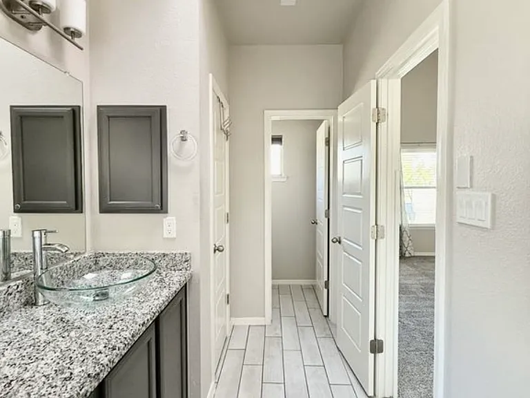 4817 Mark Avizo St — Photo 14