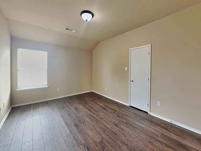 629 Saddleway Dr — Photo 14