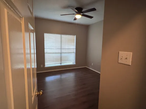 1206 Hollowood Ln, Missouri City, TX 77489
