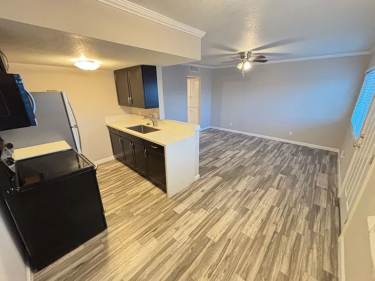 1111 S Casino Center Blvd — Photo 2