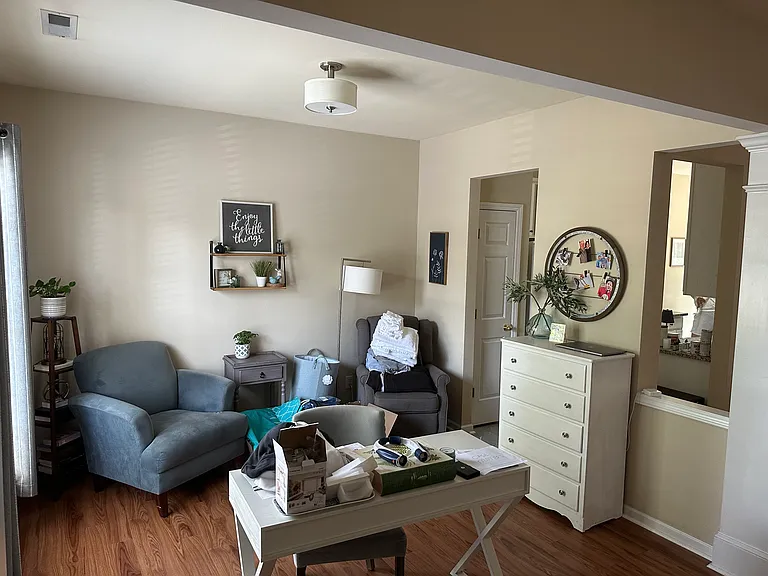 507 Caraleigh Ct — Photo 2