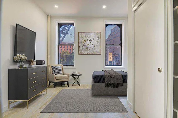 Rented by REAL New York | media 113